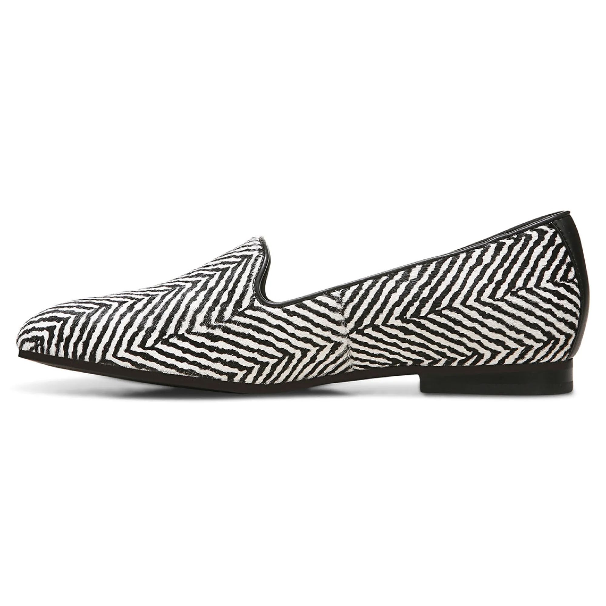 Store Vionic Willa Slip On Flat Black Crinkle|Black Suede|Black/White|Brown Cow Print