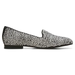 Store Vionic Willa Slip On Flat Black Crinkle|Black Suede|Black/White|Brown Cow Print